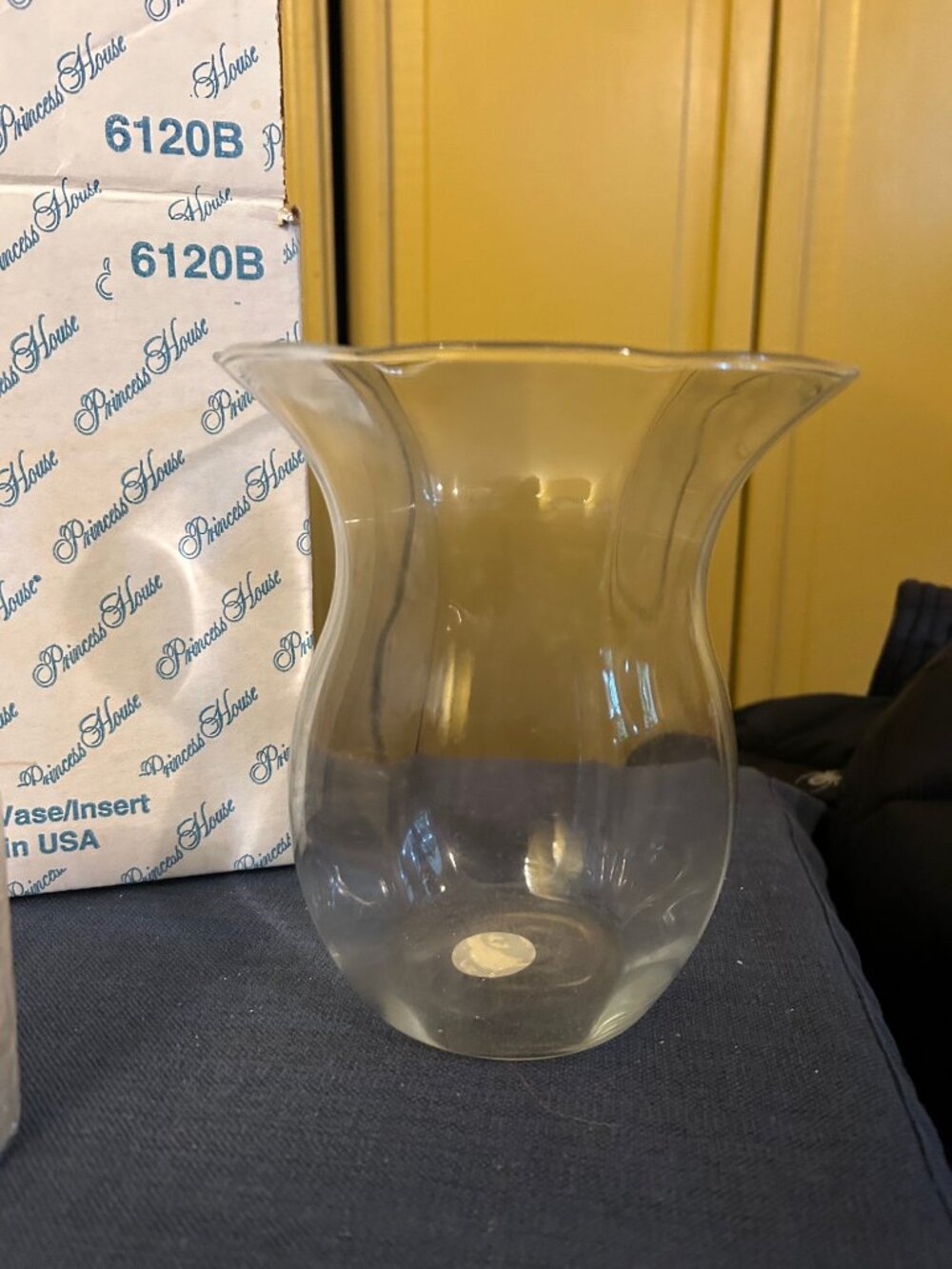 Vintage Princess House Crystal  Optic Waves Vase   6in height  comes with bees w
